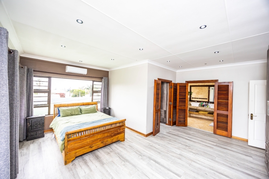 4 Bedroom Property for Sale in Baysville Eastern Cape